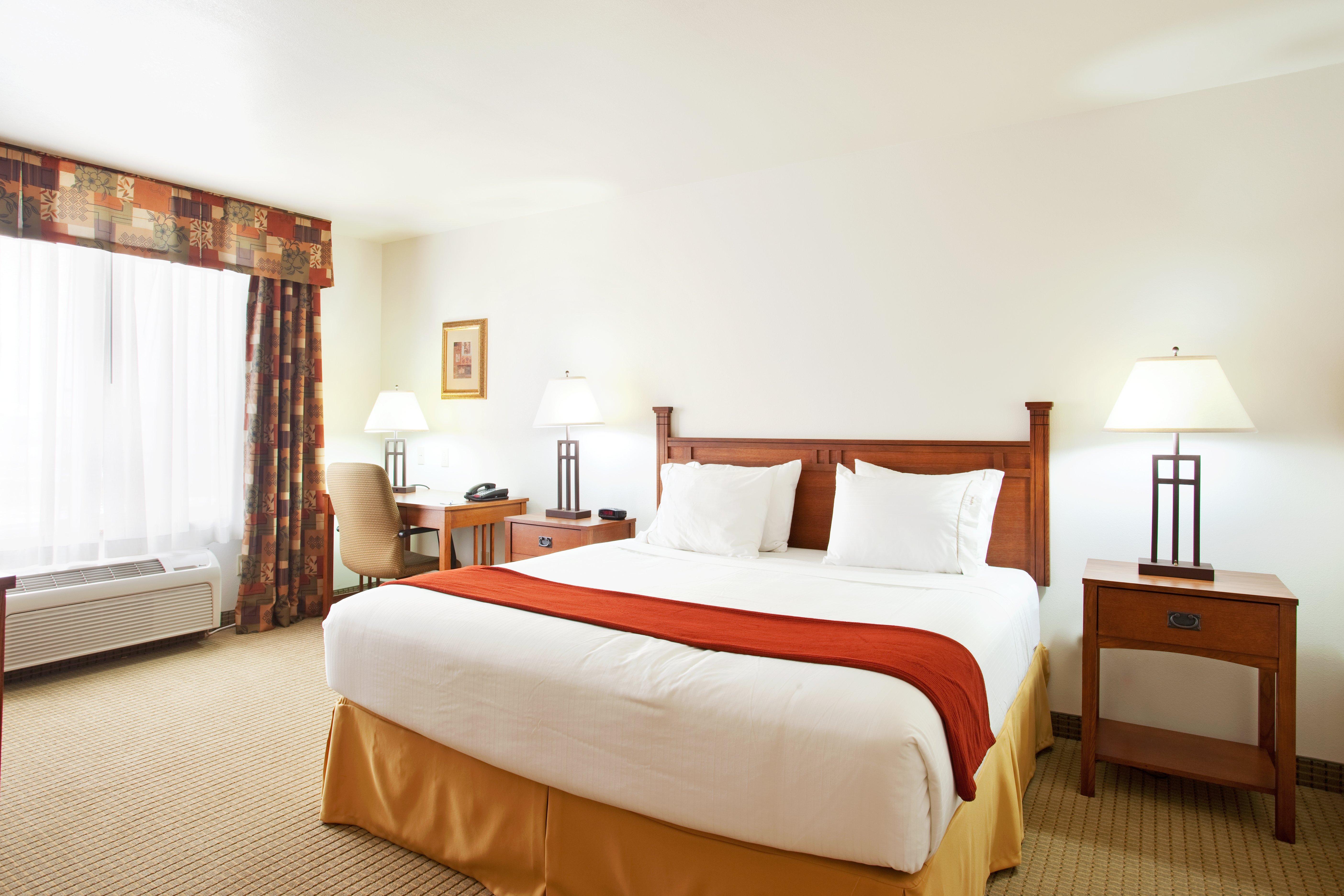 Holiday Inn Express Hotel & Suites Mattoon By Ihg Exterior foto