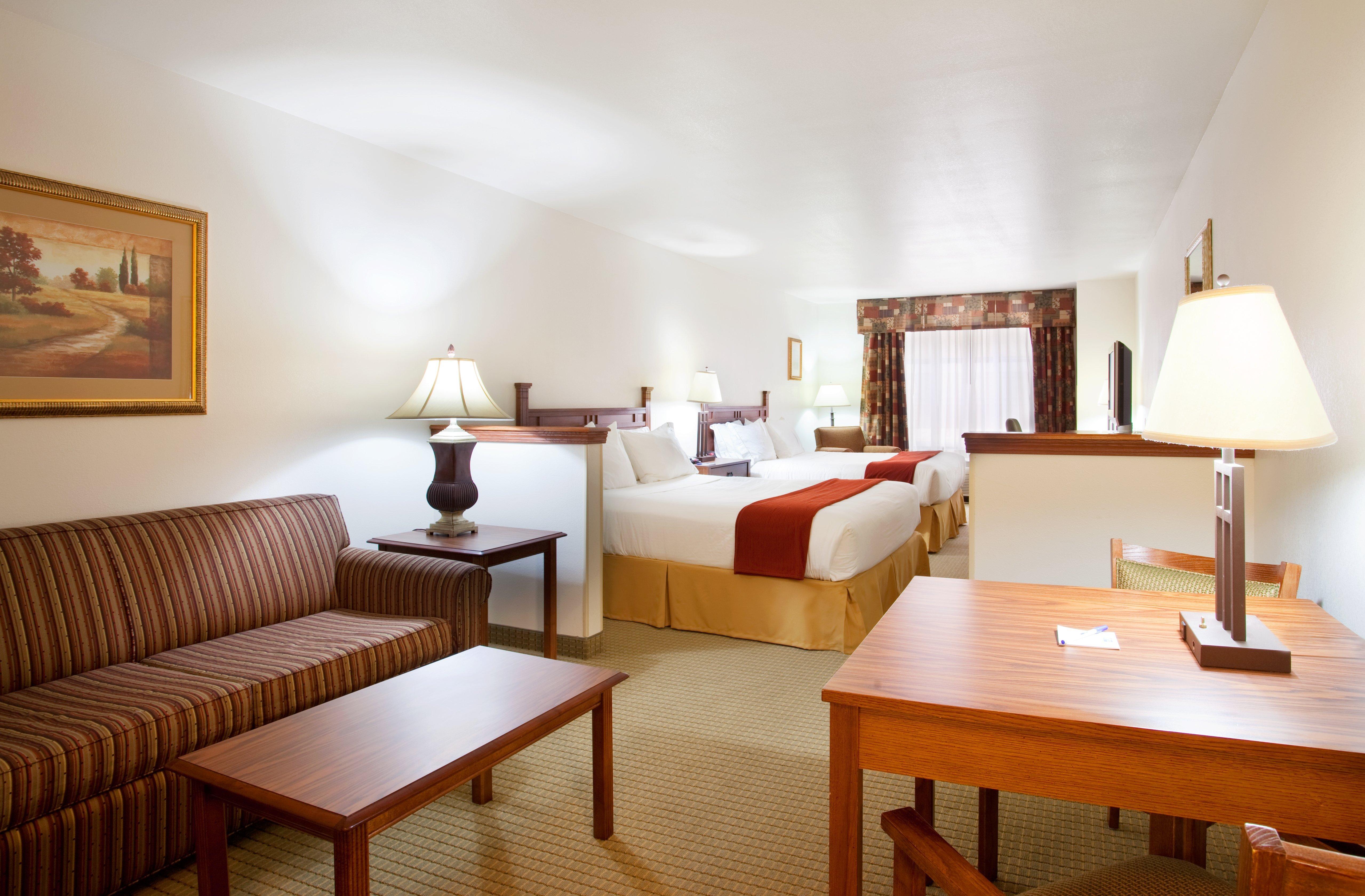 Holiday Inn Express Hotel & Suites Mattoon By Ihg Exterior foto